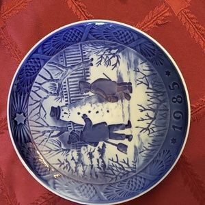 1996 Royal Copenhagen wall plate.